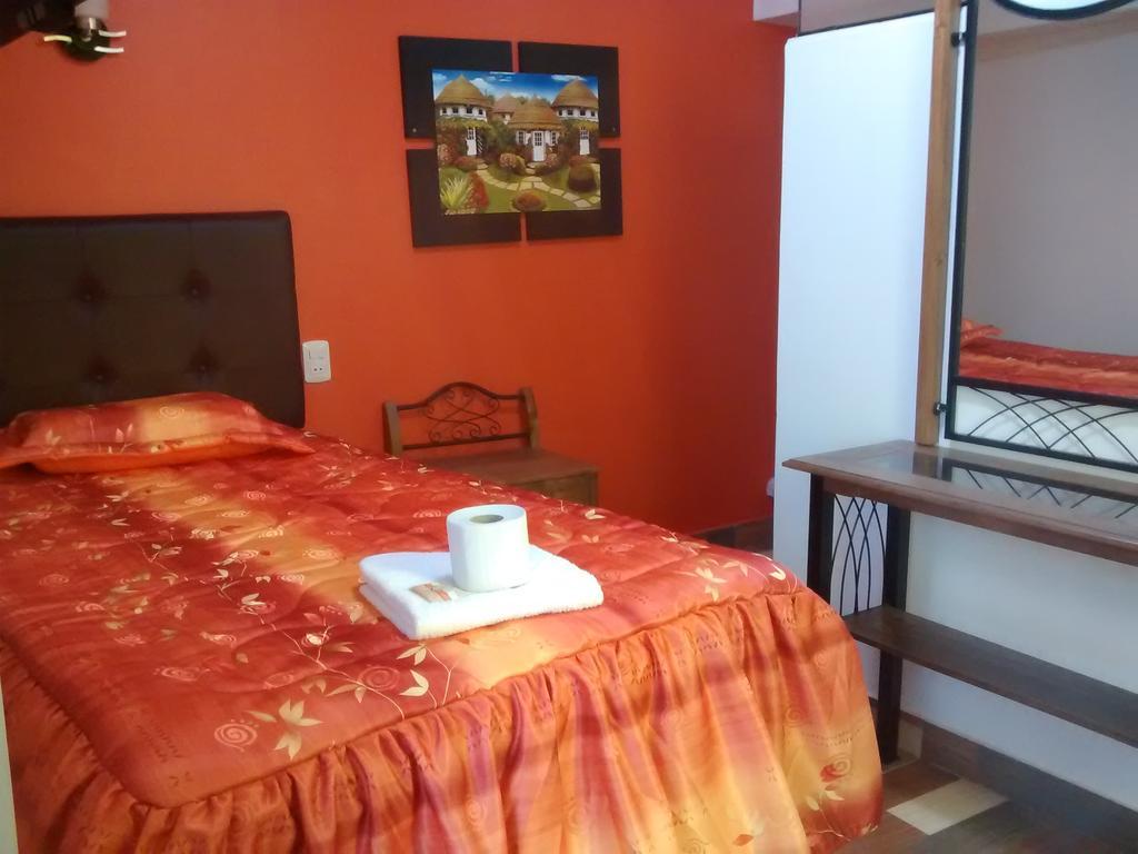אנדהוואיילאס Hotel Residencial El Eden De Adan Y Eva חדר תמונה